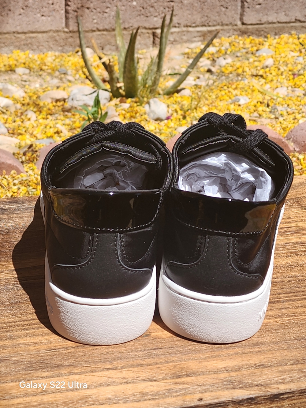 MICHAEL Michael Kors Women's KAYCEE Black Leather Sneakers Size 10 - Picture 8 of 11